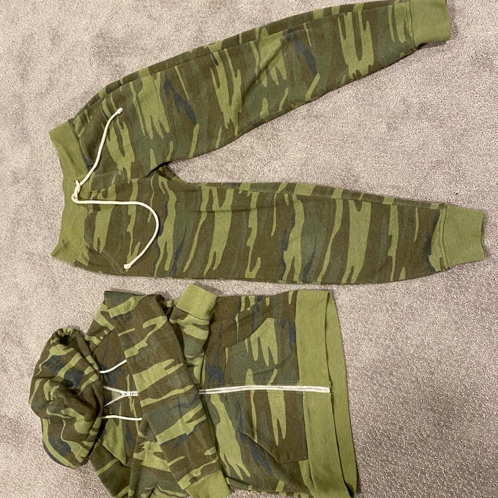 Alternative sweat set
